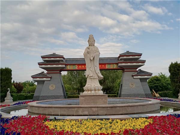 閻良的漢皇樹(shù)葬骨灰公墓提供節(jié)地生態(tài)葬服務(wù)嗎？