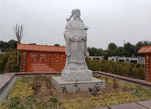 閻良漢皇樹(shù)葬墓園的交通情況如何，是否方便前往？