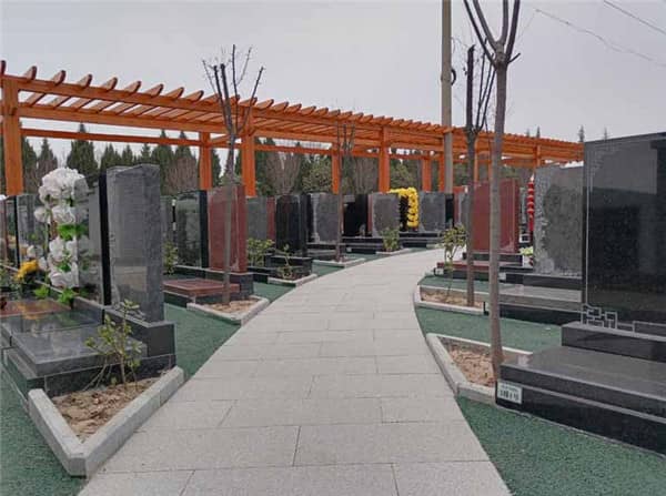 西安樹葬墓地價格是否貴？