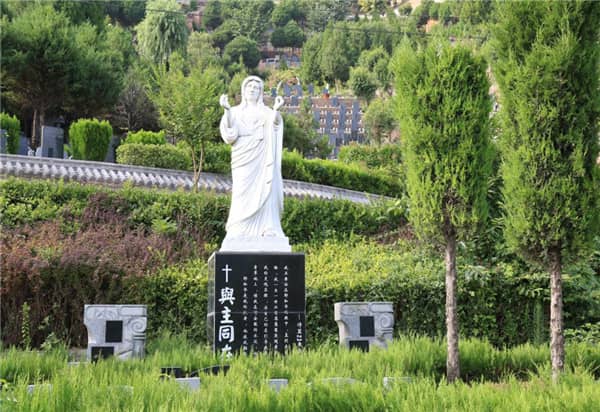 如果家屬在西安壽陽(yáng)山墓園內(nèi)違反了保護(hù)環(huán)境的規(guī)定，可能會(huì)面臨哪些后果？