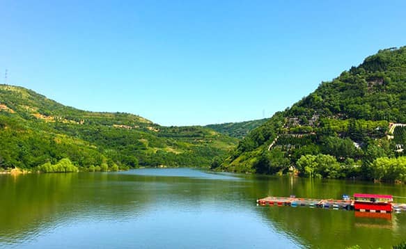 西安壽陽(yáng)山墓園在維護(hù)園區(qū)設(shè)施方面有哪些具體措施？