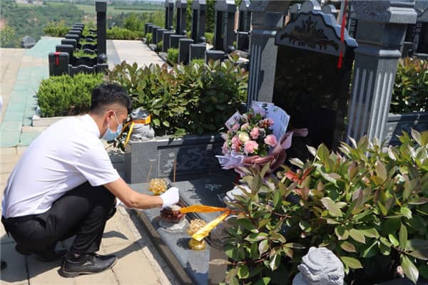 西安壽陽(yáng)山墓園的園區(qū)面積有多大？