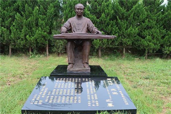 西安壽陽山墓園采用了什么樣的殯葬管理模式？
