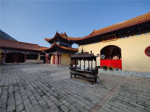 西安壽陽(yáng)山墓園是經(jīng)營(yíng)性公墓嗎