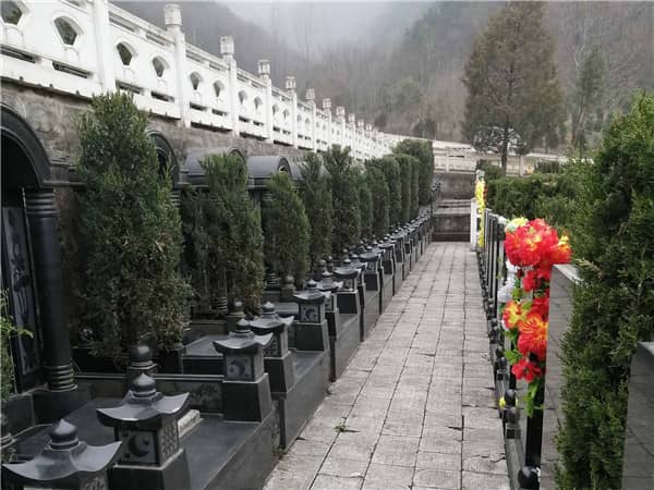 西安九龍山墓園怎么樣，購(gòu)買注意事項(xiàng)