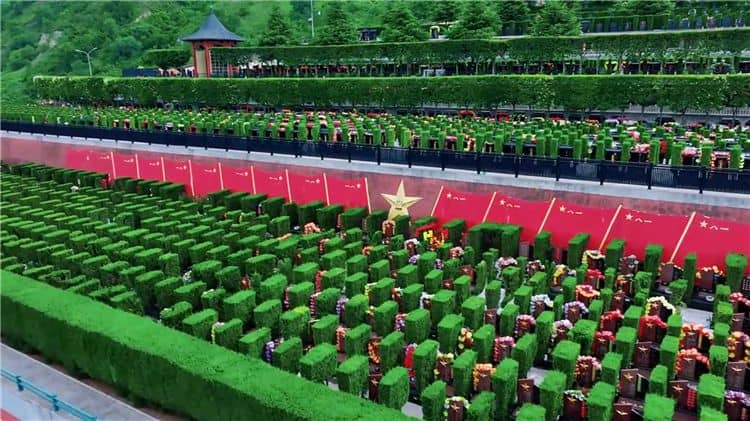 霸陵墓園和白鹿原公墓在服務(wù)和墓型選擇上有何不同？