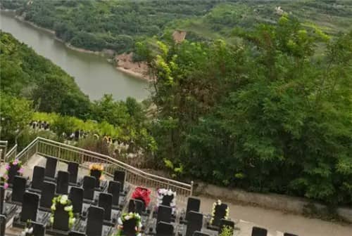 清明前去西安高橋墓地好嗎，性價比高