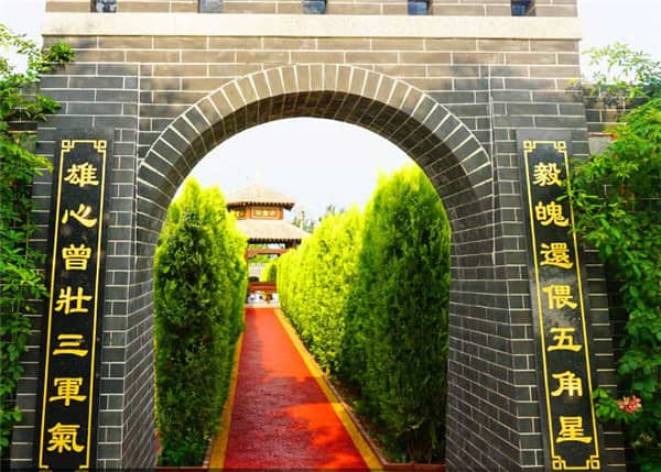西安墓園公墓哪個(gè)好，真情服務(wù)保障！